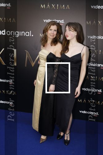 Amsterdam 15 april 2024
Premiere serie Maxima van Videoland in Tuschinski. Aanwezig oa Delfina Chaves en Martijn Lakemeier . Marcia Luyten met dochter