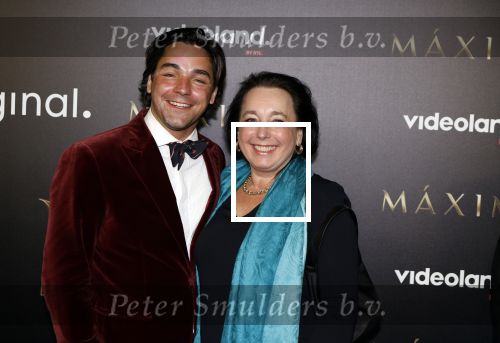 Amsterdam 15 april 2024
Premiere serie Maxima van Videoland in Tuschinski. Aanwezig oa Delfina Chaves en Martijn Lakemeier . Mark Baanders met moeder