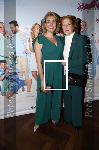 Amsterdam 3 april 2024
Amsterdamse premiere van Mamma Mia in het DeLaMar theater. Marlijn Weerdenburg en Gerrie v d Klei