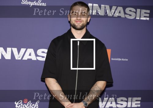 Amsterdam 8 april 2024
Premiere Invasie in Pathe Arena met oa Tarikh Jansen Ortal Vriend Raymond Thiry Gijs Scholten v Aschat Jasha Rudge Gijs Blom Fedja v Huet . Bobby Boermans is de regisseur. Isa Hoes kwam met haar kinderen Vlinder Kamerling en Merlijn Kamerling