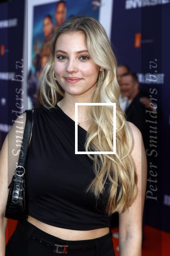 Amsterdam 8 april 2024
Premiere Invasie in Pathe Arena met oa Tarikh Jansen Ortal Vriend Raymond Thiry Gijs Scholten v Aschat Jasha Rudge Gijs Blom Fedja v Huet . Bobby Boermans is de regisseur. Noa Jacobus