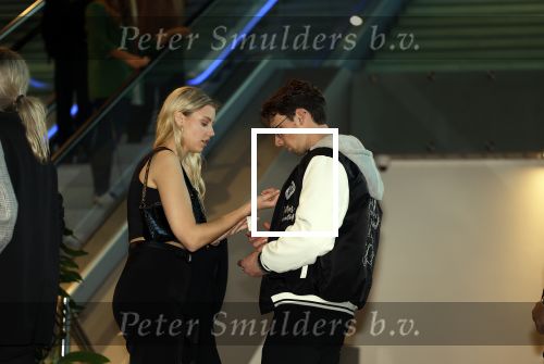Amsterdam 8 april 2024
Premiere Invasie in Pathe Arena met oa Tarikh Jansen Ortal Vriend Raymond Thiry Gijs Scholten v Aschat Jasha Rudge Gijs Blom Fedja v Huet . Bobby Boermans is de regisseur. Noa Jacobus