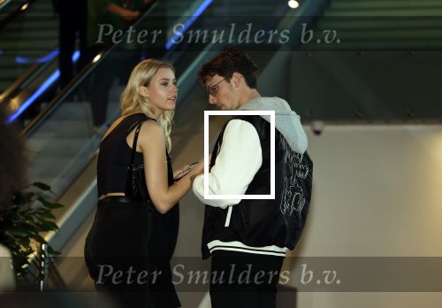 Amsterdam 8 april 2024
Premiere Invasie in Pathe Arena met oa Tarikh Jansen Ortal Vriend Raymond Thiry Gijs Scholten v Aschat Jasha Rudge Gijs Blom Fedja v Huet . Bobby Boermans is de regisseur. Noa Jacobus