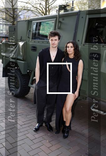 Amsterdam 8 april 2024
Premiere Invasie in Pathe Arena met oa Tarikh Jansen Ortal Vriend Raymond Thiry Gijs Scholten v Aschat Jasha Rudge Gijs Blom Fedja v Huet . Bobby Boermans is de regisseur.