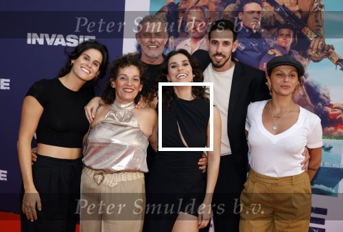 Amsterdam 8 april 2024
Premiere Invasie in Pathe Arena met oa Tarikh Jansen Ortal Vriend Raymond Thiry Gijs Scholten v Aschat Jasha Rudge Gijs Blom Fedja v Huet . Bobby Boermans is de regisseur.