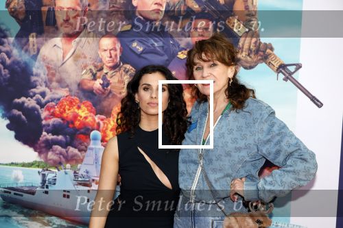 Amsterdam 8 april 2024
Premiere Invasie in Pathe Arena met oa Tarikh Jansen Ortal Vriend Raymond Thiry Gijs Scholten v Aschat Jasha Rudge Gijs Blom Fedja v Huet . Bobby Boermans is de regisseur. Ortal Vriend en Renee Fokker