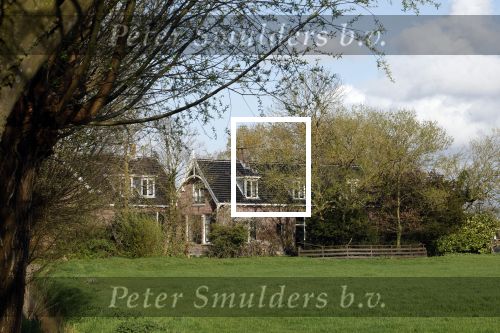 Abcoude 4 april 2024
Het huis van peter v d Vorst en zijn partner staat te koop voor 4.800.000 euro.