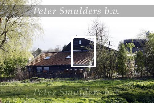 Abcoude 4 april 2024
Het huis van peter v d Vorst en zijn partner staat te koop voor 4.800.000 euro.