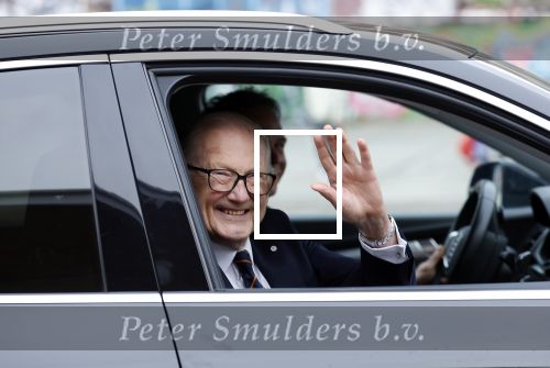 Amsterdam 18 april 2024
Contraprestatie
Koning Felipe en Koningin Letizia bieden het Koninklijk Paar een receptie aan in Museum STRAAT in Amsterdam. Hierbij is ook de Prinses van Oranje aanwezig. Tijdens de receptie openen de Koninklijke Paren een expositie van tien Spaanse en Nederlandse muurschilders. De tentoonstelling is tot en met 2 juni te bezoeken. Na de receptie neemt het Koninklijk Paar afscheid van de Spaanse Koning en Koningin. Aanwezig Koning Felipe Koningin Letizia Koning Willem Alexnader Koningin Maxima Prinses Amalia Prinses Margriet en Mr Pieter v Vollenhoven.