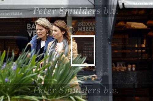 Amsterdam 11 april 2024
Prinses Aimee aan het winkelen met vriendinnen  in Amsterdam Zuid.