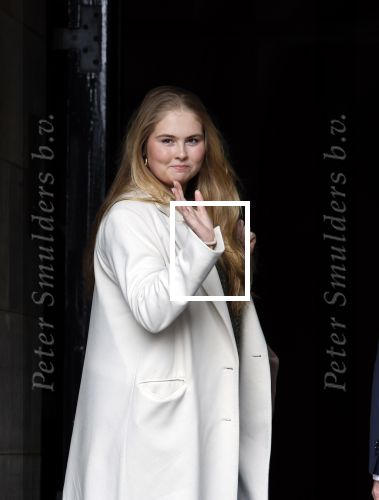 Amsterdam 17 april 2024
Staatsbezoek Nederland - Spanje met Koning Willem Alexander Koningin Maxima Koning Filipe en Koningin Letizia van Spanje aan Nederland . Prinses Amalia arriveert met haar auto bij het paleis . Ze heeft een tas bij met een slotje erop.