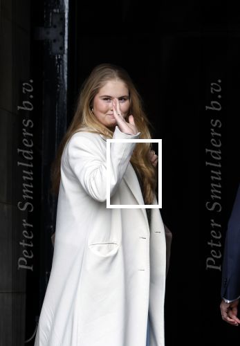 Amsterdam 17 april 2024
Staatsbezoek Nederland - Spanje met Koning Willem Alexander Koningin Maxima Koning Filipe en Koningin Letizia van Spanje aan Nederland . Prinses Amalia arriveert met haar auto bij het paleis . Ze heeft een tas bij met een slotje erop.