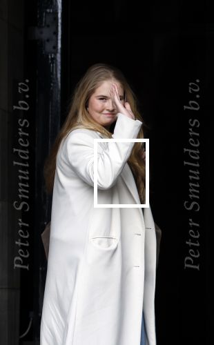 Amsterdam 17 april 2024
Staatsbezoek Nederland - Spanje met Koning Willem Alexander Koningin Maxima Koning Filipe en Koningin Letizia van Spanje aan Nederland . Prinses Amalia arriveert met haar auto bij het paleis . Ze heeft een tas bij met een slotje erop.