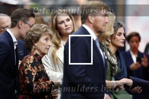 Amsterdam 18 april 2024
Contraprestatie
Koning Felipe en Koningin Letizia bieden het Koninklijk Paar een receptie aan in Museum STRAAT in Amsterdam. Hierbij is ook de Prinses van Oranje aanwezig. Tijdens de receptie openen de Koninklijke Paren een expositie van tien Spaanse en Nederlandse muurschilders. De tentoonstelling is tot en met 2 juni te bezoeken. Na de receptie neemt het Koninklijk Paar afscheid van de Spaanse Koning en Koningin. Aanwezig Koning Felipe Koningin Letizia Koning Willem Alexnader Koningin Maxima Prinses Amalia Prinses Margriet en Mr Pieter v Vollenhoven.