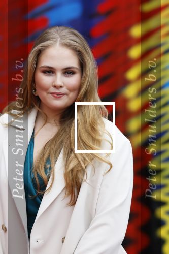 Amsterdam 18 april 2024
Contraprestatie
Koning Felipe en Koningin Letizia bieden het Koninklijk Paar een receptie aan in Museum STRAAT in Amsterdam. Hierbij is ook de Prinses van Oranje aanwezig. Tijdens de receptie openen de Koninklijke Paren een expositie van tien Spaanse en Nederlandse muurschilders. De tentoonstelling is tot en met 2 juni te bezoeken. Na de receptie neemt het Koninklijk Paar afscheid van de Spaanse Koning en Koningin. Aanwezig Koning Felipe Koningin Letizia Koning Willem Alexnader Koningin Maxima Prinses Amalia Prinses Margriet en Mr Pieter v Vollenhoven.