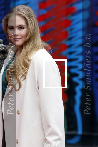 Amsterdam 18 april 2024
Contraprestatie
Koning Felipe en Koningin Letizia bieden het Koninklijk Paar een receptie aan in Museum STRAAT in Amsterdam. Hierbij is ook de Prinses van Oranje aanwezig. Tijdens de receptie openen de Koninklijke Paren een expositie van tien Spaanse en Nederlandse muurschilders. De tentoonstelling is tot en met 2 juni te bezoeken. Na de receptie neemt het Koninklijk Paar afscheid van de Spaanse Koning en Koningin. Aanwezig Koning Felipe Koningin Letizia Koning Willem Alexnader Koningin Maxima Prinses Amalia Prinses Margriet en Mr Pieter v Vollenhoven.