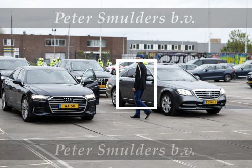 Amsterdam 18 april 2024
Contraprestatie
Koning Felipe en Koningin Letizia bieden het Koninklijk Paar een receptie aan in Museum STRAAT in Amsterdam. Hierbij is ook de Prinses van Oranje aanwezig. Tijdens de receptie openen de Koninklijke Paren een expositie van tien Spaanse en Nederlandse muurschilders. De tentoonstelling is tot en met 2 juni te bezoeken. Na de receptie neemt het Koninklijk Paar afscheid van de Spaanse Koning en Koningin. Aanwezig Koning Felipe Koningin Letizia Koning Willem Alexnader Koningin Maxima Prinses Amalia Prinses Margriet en Mr Pieter v Vollenhoven.