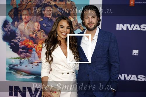 Amsterdam 8 april 2024
Premiere Invasie in Pathe Arena met oa Tarikh Jansen Ortal Vriend Raymond Thiry Gijs Scholten v Aschat Jasha Rudge Gijs Blom Fedja v Huet . Bobby Boermans is de regisseur. Renze Klamer kwam met Isabelle v d Boomen