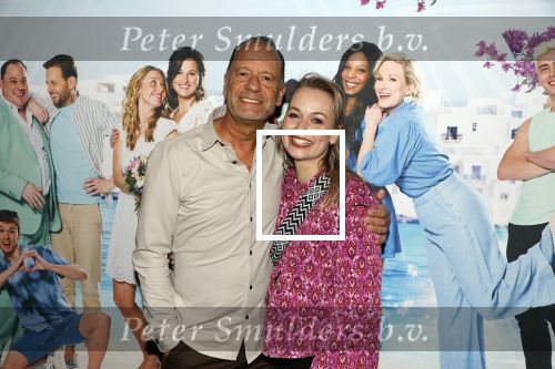 Amsterdam 3 april 2024
Amsterdamse premiere van Mamma Mia in het DeLaMar theater. Ron Boszhard kwam met zijn dochter