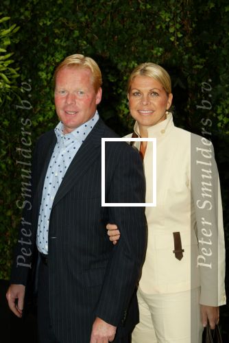 Amsterdam 11 september 2002

Opening Tods winkel op PC hooftstraat

Frank Awick intervieuwt Ronald Koeman en Bartina

Peter Smulders bv