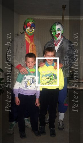 Eindhoven, 4 Februari 1989
Grimeren voor Carnaval 
Hans Gilhaus & Ronald Koeman met Walter Smetsers en broertje