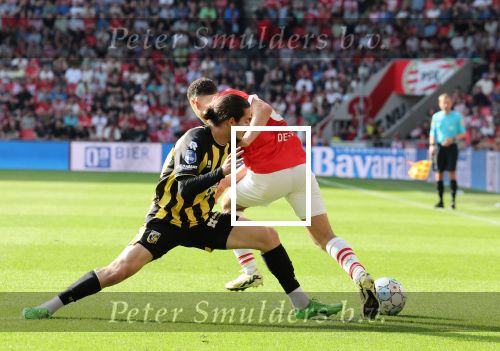 Eindhoven, 13 April 2024
Kompetitiewedstrijd PSV-Vitesse, eindstand 6-0
Sergino Dest
