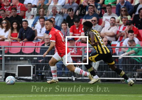 Eindhoven, 13 April 2024
Kompetitiewedstrijd PSV-Vitesse, eindstand 6-0
Sergino Dest