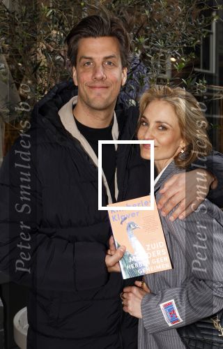 Amsterdam 16 april 2024
Boekpresentatie Kimberley Klaver. Haar 2e boek heet Zuid moeders hebben geen geheimen. Stephanie Klaver en Rob kemps