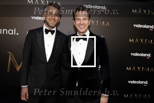 Amsterdam 15 april 2024
Premiere serie Maxima van Videoland in Tuschinski. Aanwezig oa Delfina Chaves en Martijn Lakemeier . Sven sauve met partner