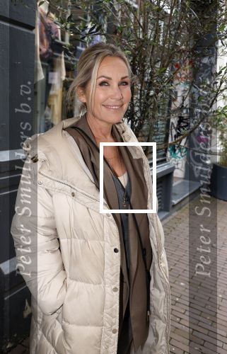 Amsterdam 16 april 2024
Boekpresentatie Kimberley Klaver. Haar 2e boek heet Zuid moeders hebben geen geheimen. tanja Jess