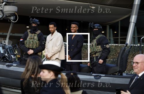 Amsterdam 8 april 2024
Premiere Invasie in Pathe Arena met oa Tarikh Jansen Ortal Vriend Raymond Thiry Gijs Scholten v Aschat Jasha Rudge Gijs Blom Fedja v Huet . Bobby Boermans is de regisseur.