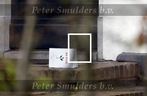 Zuiderwoude 12 en 13 april 2024
Het huis van Thijs Romer . Iemand heeft een boek voor zijn deur gezet .