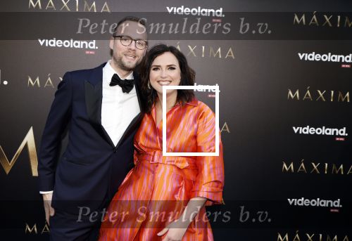 Amsterdam 15 april 2024
Premiere serie Maxima van Videoland in Tuschinski. Aanwezig oa Delfina Chaves en Martijn Lakemeier . Tirza v d Graaf zwanger met partner