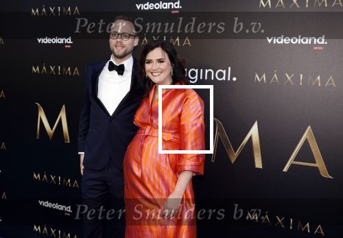 Amsterdam 15 april 2024
Premiere serie Maxima van Videoland in Tuschinski. Aanwezig oa Delfina Chaves en Martijn Lakemeier . Tirza v d Graaf zwanger met partner
