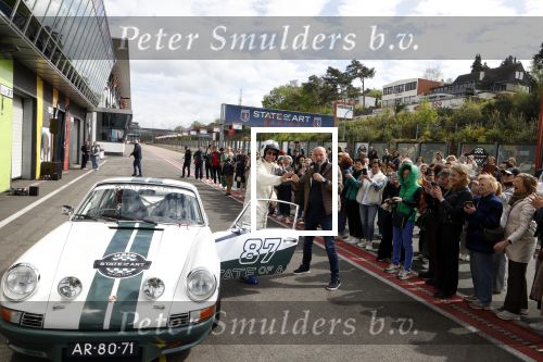 Zolder 15 april 2024
Presentatie nieuwe State of Art 24 uur van Le Mans racing lijn met mederwerking van State of Art Ambassadeur Tom Waes . Tom kwam aanrijden in een old timer porsche 911.