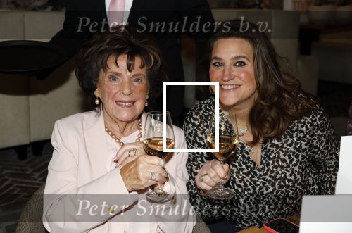 Nuland 4 april 2024
Presentatie nieuwe Rose van Toos v d Valk. Presentatie was in het nieuwe hotel Nuland.