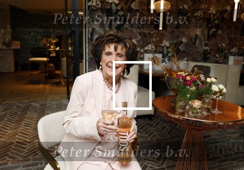 Nuland 4 april 2024
Presentatie nieuwe Rose van Toos v d Valk. Presentatie was in het nieuwe hotel Nuland.