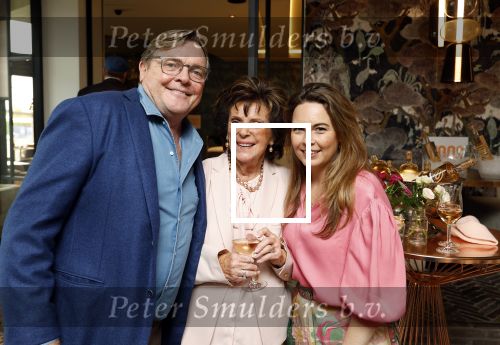 Nuland 4 april 2024
Presentatie nieuwe Rose van Toos v d Valk. Presentatie was in het nieuwe hotel Nuland.