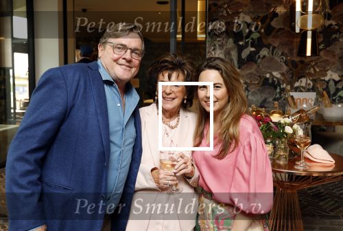 Nuland 4 april 2024
Presentatie nieuwe Rose van Toos v d Valk. Presentatie was in het nieuwe hotel Nuland.