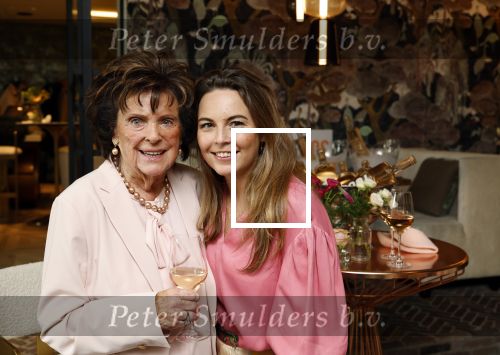 Nuland 4 april 2024
Presentatie nieuwe Rose van Toos v d Valk. Presentatie was in het nieuwe hotel Nuland.