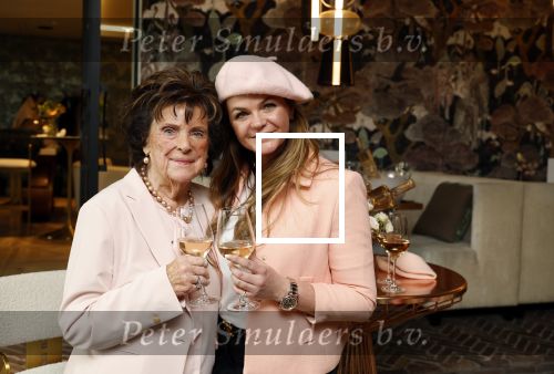 Nuland 4 april 2024
Presentatie nieuwe Rose van Toos v d Valk. Presentatie was in het nieuwe hotel Nuland.