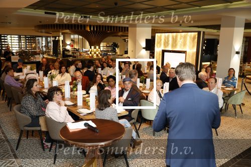 Nuland 4 april 2024
Presentatie nieuwe Rose van Toos v d Valk. Presentatie was in het nieuwe hotel Nuland.