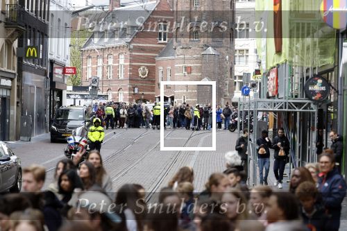 Amsterdam 18 april 2024
Koningin Maxima en Koningin Latizia van Spanje bezoeken Lab6 in Amsterdam west en aansluiten gaan ze naar 10 jaar bestaan Amsterdam Spanish film festival in Tuschinski. Veel publiek