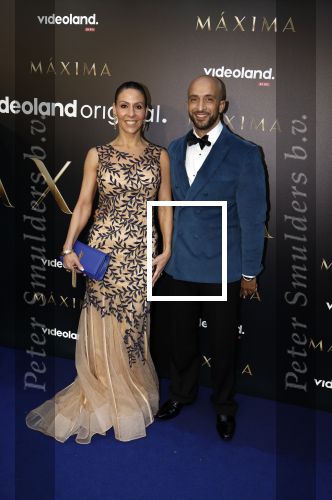 Amsterdam 15 april 2024
Premiere serie Maxima van Videoland in Tuschinski. Aanwezig oa Delfina Chaves en Martijn Lakemeier . Walid Benmbarek met partner