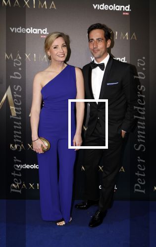 Amsterdam 15 april 2024
Premiere serie Maxima van Videoland in Tuschinski. Aanwezig oa Delfina Chaves en Martijn Lakemeier .
Welmoed Sijtsma met partner