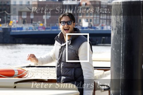 Amsterdam 21 april 2024
Jordy Huisman van Kris Kross Amsterdam viert zijn 40e verjaardag met een boottocht door de grachten van Amsterdam. Yuki Kempees