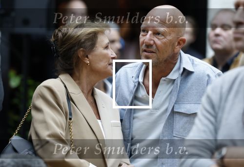 Zwolle 13 april 2026
Boekpresentatie een ode aan Jonnie Boer bij de Librije . Therese Boer en hun kinderen Jimmie Boer en Isabelle Boer waren natuurlijk aanwezig . Astrid Joosten met haar man Robbert Wigger