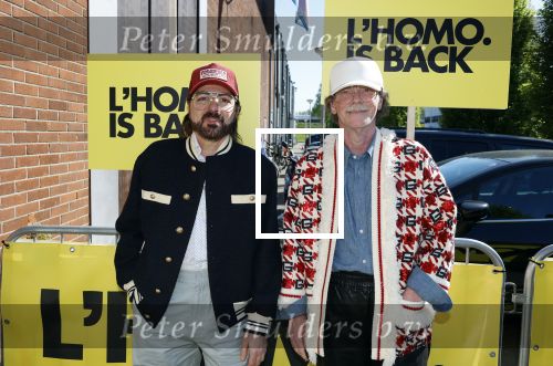 Amsterdam 22 april 2026
Presentatie nieuwe L Homo . Nicolas Keenan staat op de cover . Bastiaan v Schaik met partner