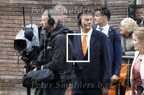Dokkum 27 april 2026
Koningsdag is dit jaar in Dokkum . Namens de koninklijke familie zijn aanwezig : Koning Willem Alexander Koningin Maxima Prinses Amalia Prinses Alexia Prinses Ariane Prins Constantijn Prinses Laurentien Prins Maurits Prinses Marilene Prins Bernhard Prins Floris Prinses Aimee Prins Pieter Christiaan en Prinses Anita . Bertus Holkema