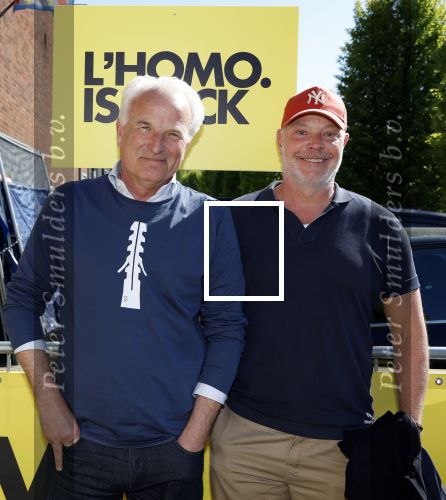 Amsterdam 22 april 2026
Presentatie nieuwe L Homo . Nicolas Keenan staat op de cover . Bob Sikkes met partner Michiel Engbers
